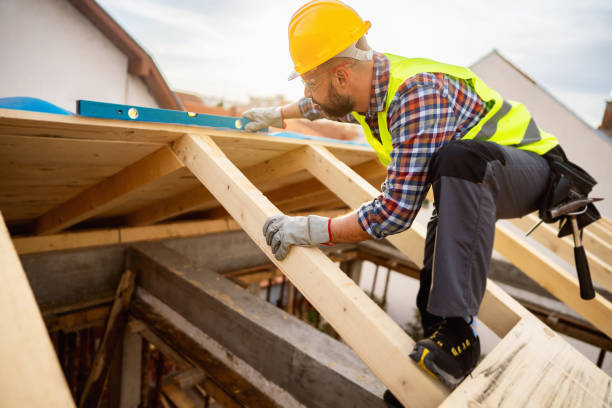 Best Emergency Roof Repair  in Port Washington, WI